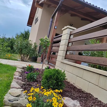 Gimes Apartmán